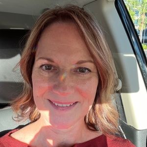 Meet your Posher, Carol